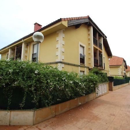 Urbanizacion Lagos Azules Apartamento Комільяс Екстер'єр фото